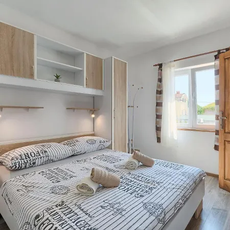 Evelina By Interhome Hébergement de vacances Ližnjan